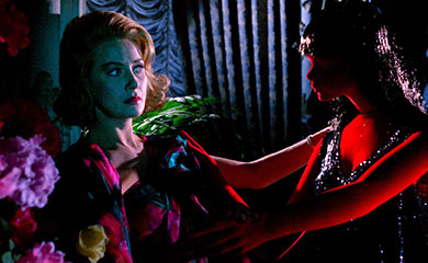 blood_and_black_lace_390